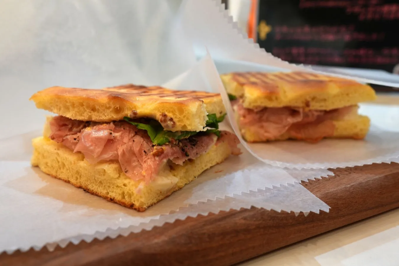 こぢんまりした店内に“イタリア感”が大渋滞!在日イタリア人御用達の池袋「ENOPANINO Ikebukuro」_1261595