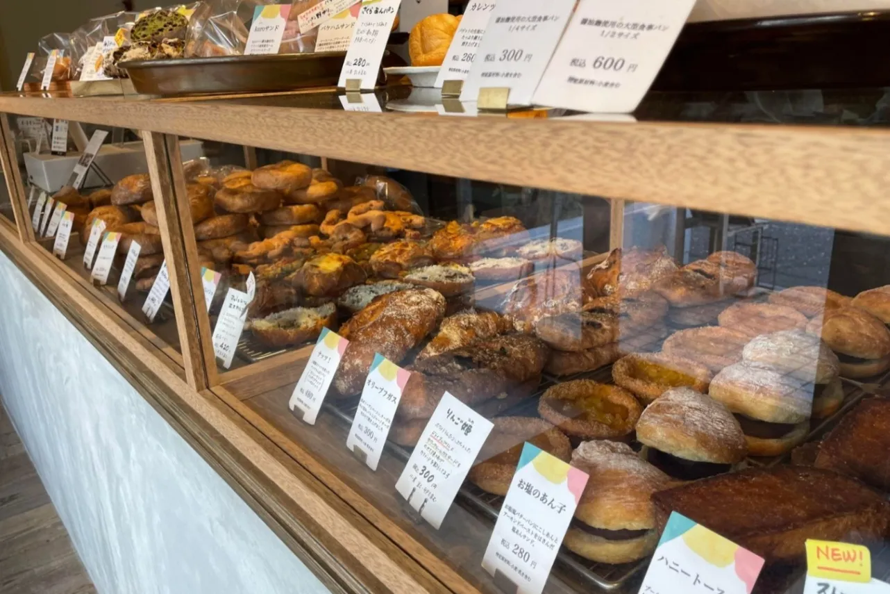 むぎゅっと瑞々しい生地はやみつきになる美味しさ！三鷹の注目パン屋さん「siro」_1851311