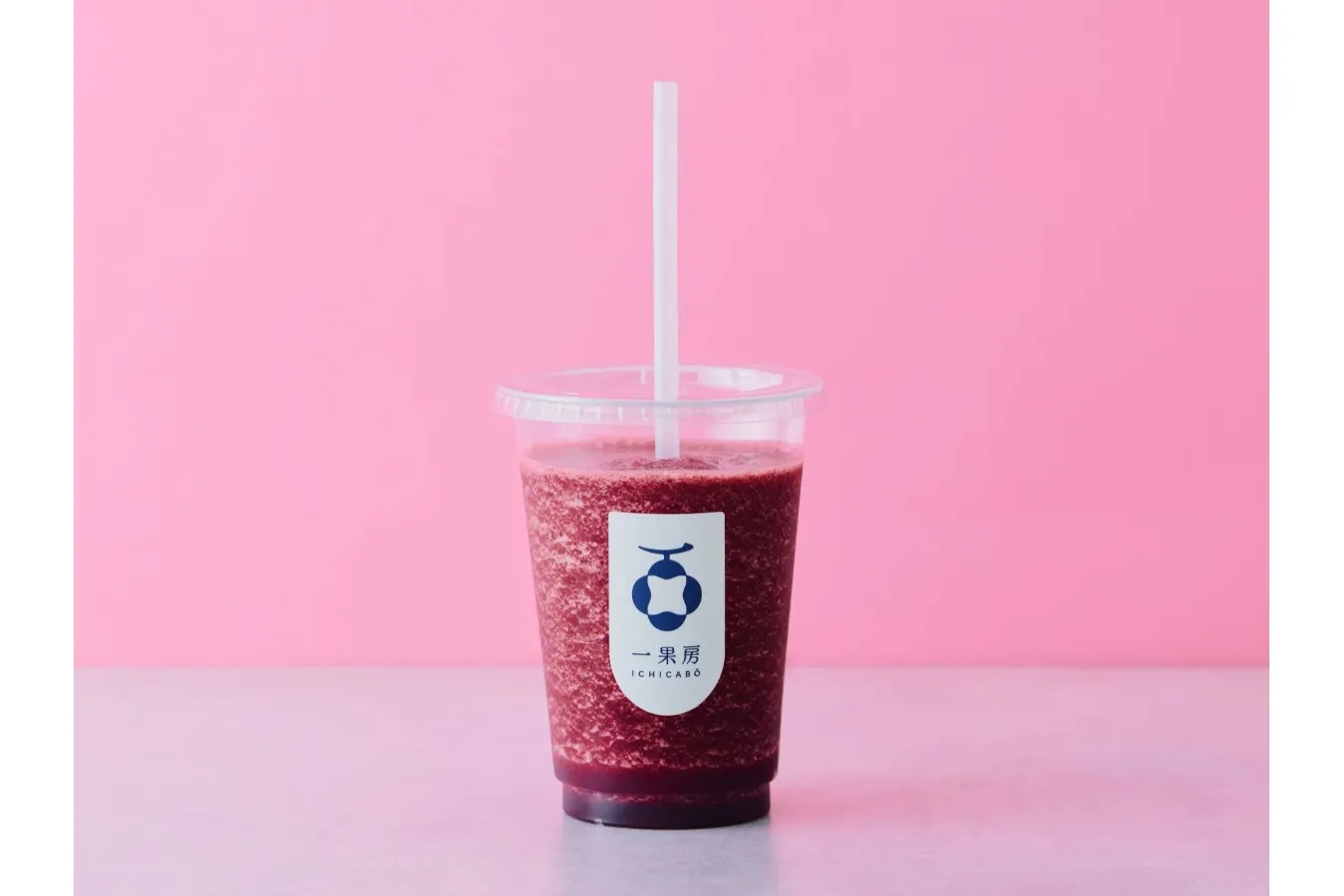 さくらんぼ12粒以上を使用!自由が丘「一果房」から期間限定ジュースが登場 さくらんぼ12粒以上を使用!自由が丘「一果房」から期間限定ジュースが登場