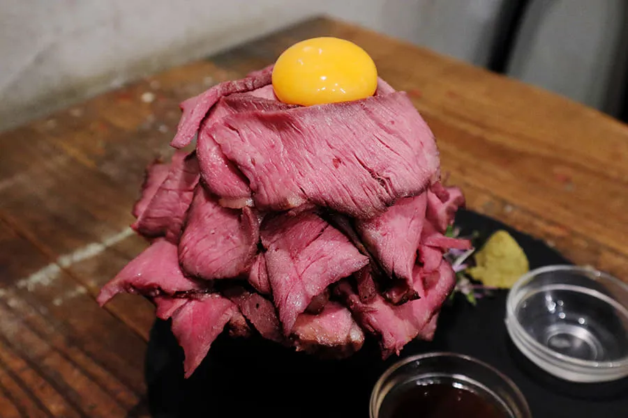 1,389円で稀少な牛肉「ザブトン」を好きなだけ！噂の「ザブ丼」で超贅沢ランチしてきたよ！
