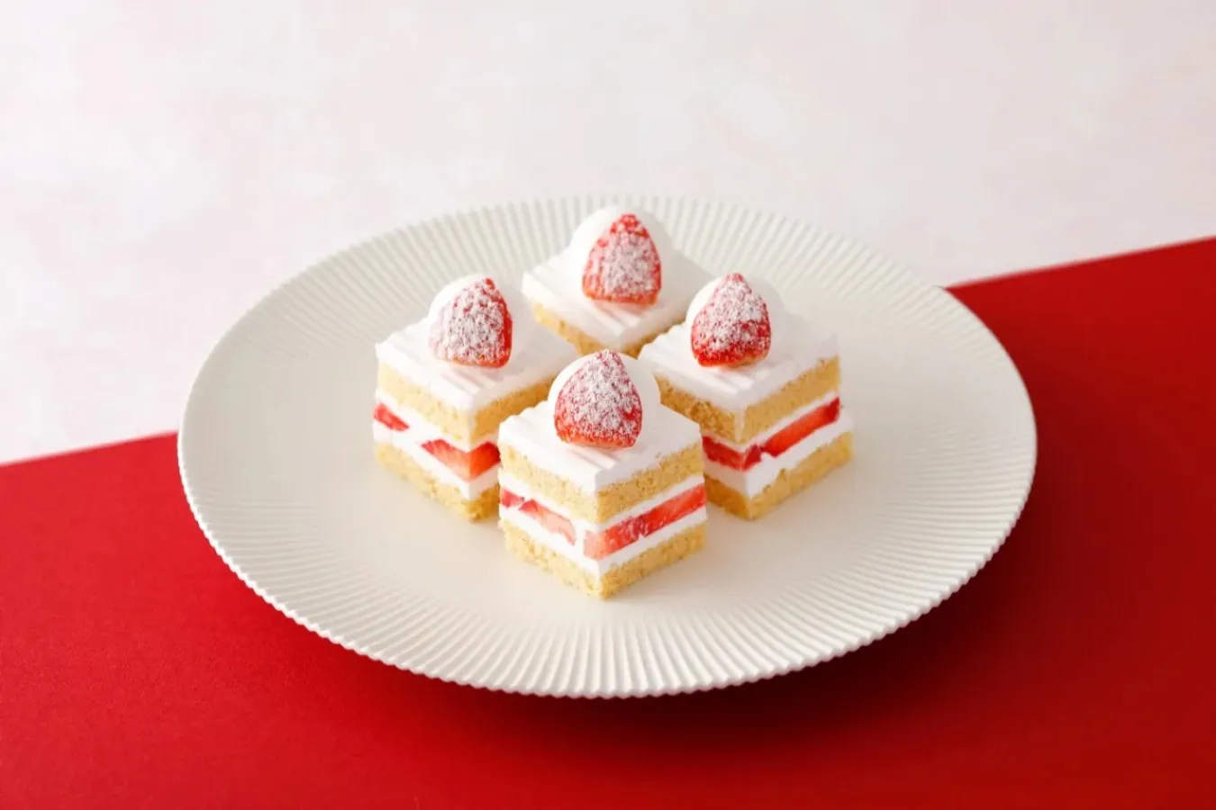 ▲「新スーパーあまおうショートケーキ」