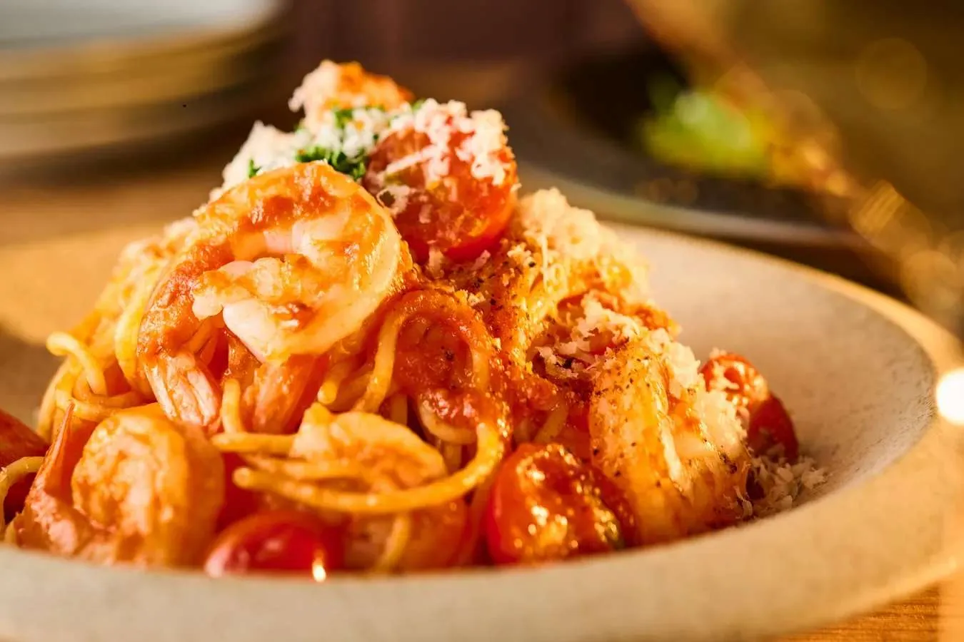 ▲「ガーリックシュリンプとチェリートマトのポモドーロ」