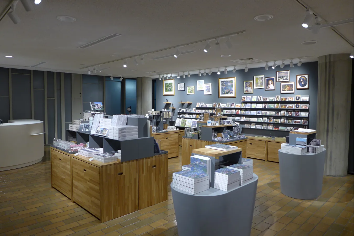 ▲ミュージアムショップ　Ⓒ国立西洋美術館　※転載不可