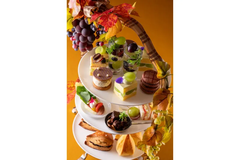 【リーガロイヤルホテル東京】秋が旬！ぶどうを味わい尽くすアフタヌーンティー登場