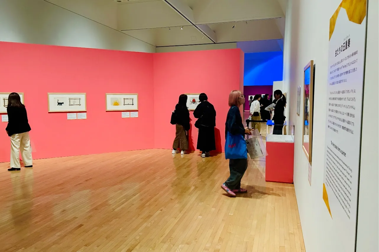 ▲虫を主役にした『はらぺこあおむし』以外の絵本も展示