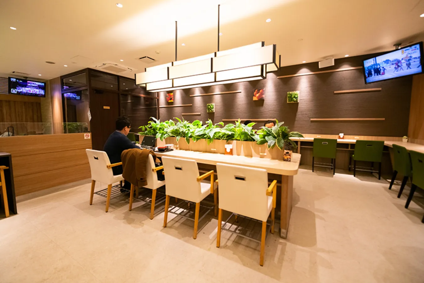 黒い吉野家って？カフェみたいなおしゃれ店舗に潜入_664305