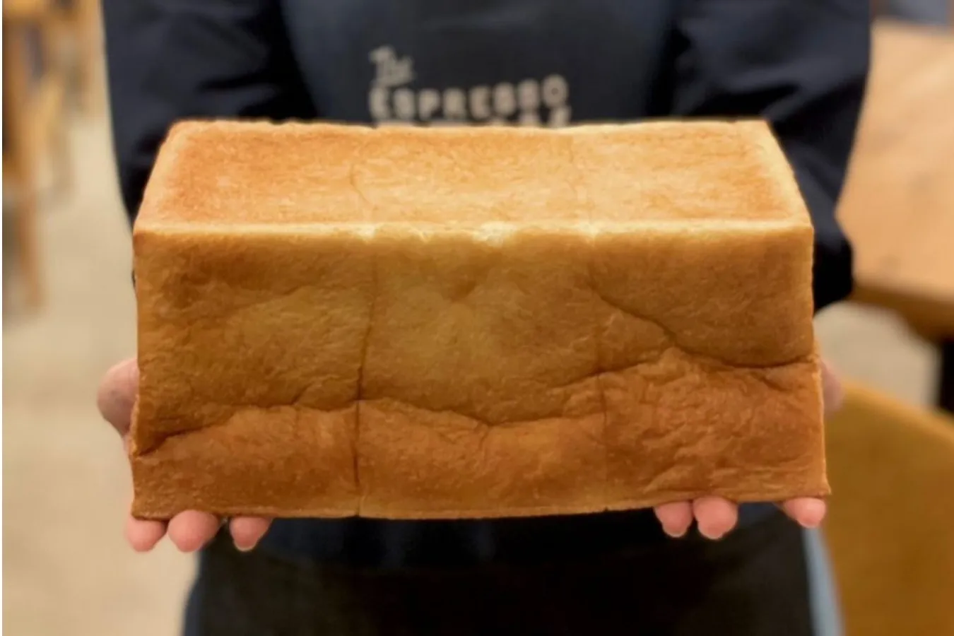 ▲純生食パン「100 One Hundred」