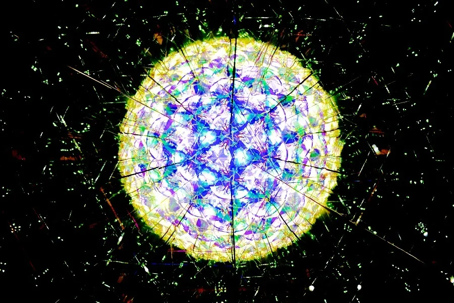  思わず幻惑される、トリックだらけの世界へ【はずむおでかけ】