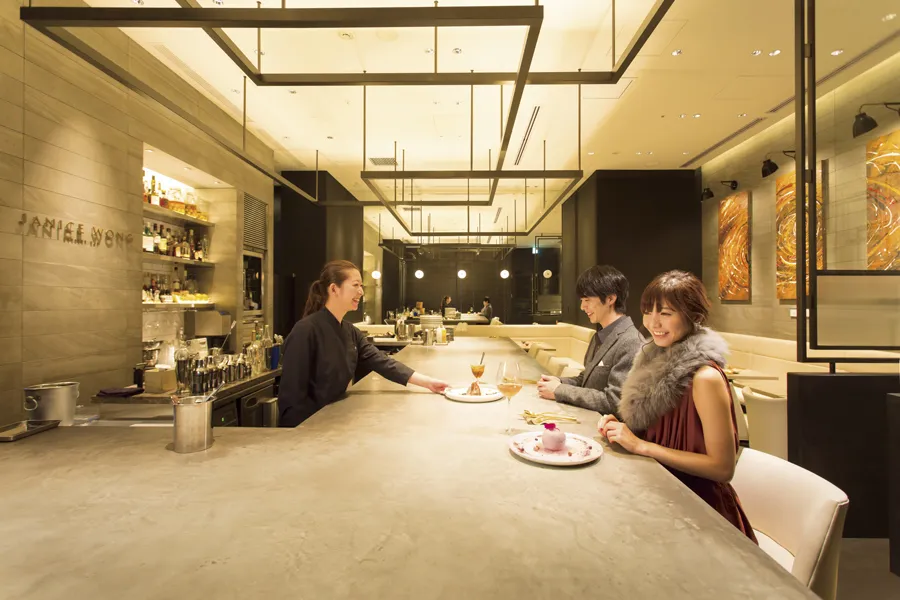 新宿】ライブで楽しむデザートバーJANICE WONG