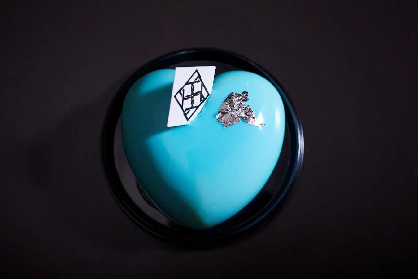 ▲「THE BLUE～Vannille,Cassis～」（写真提供：THE BLUE）