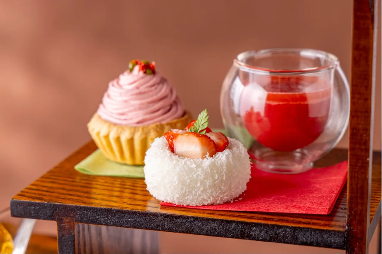 【ストリングスホテル東京インターコンチネンタル】イチゴが主役の中華風アフタヌーンティー_2064126