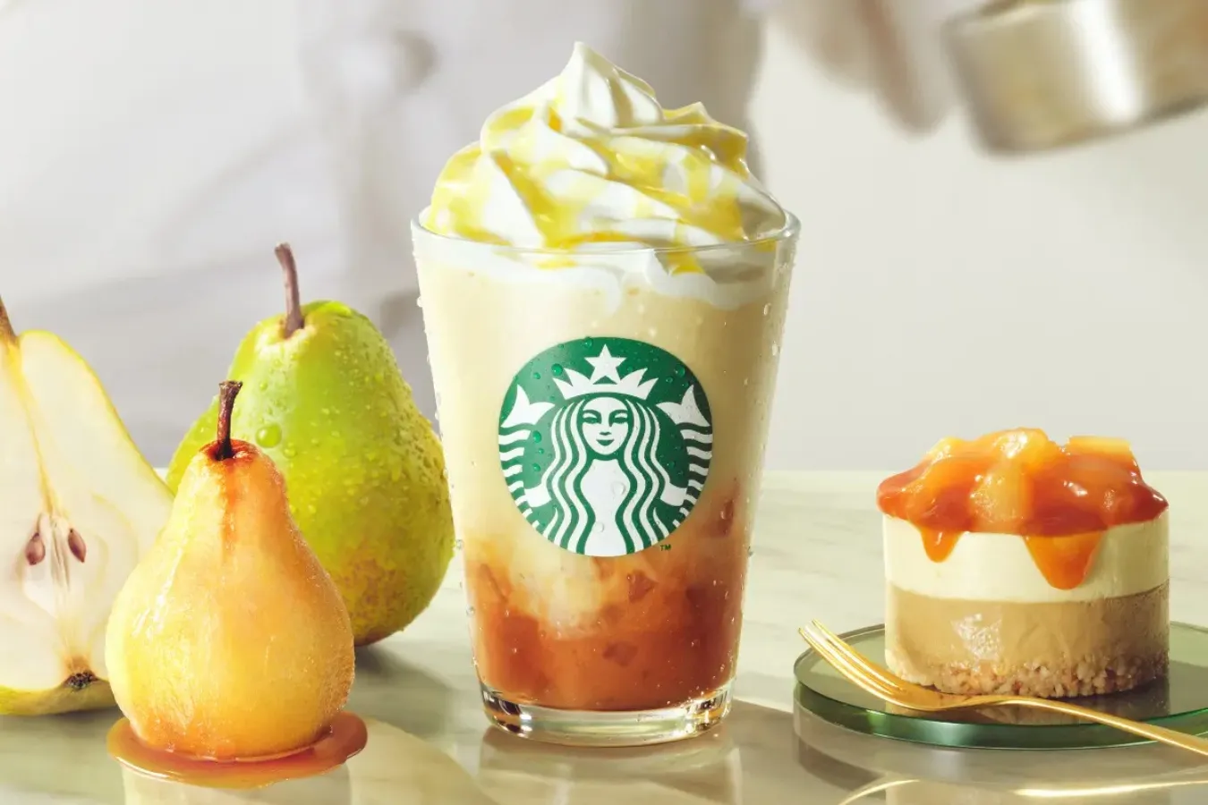 ▲「洋なし 生キャラメル フラペチーノ®」