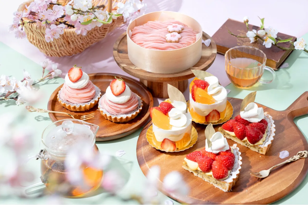 “苺＆桜”をテーマにした春限定スイーツが登場！「パティスリーピネード」より_2263081