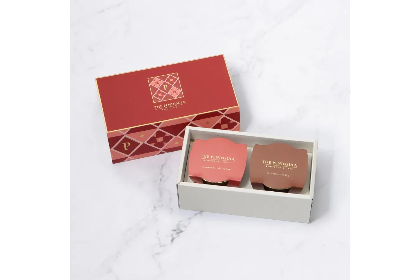 ▲「ヴェリーヌ チョコレートプリン＆ストロベリーライチゼリー 2025 Springパッケージ」