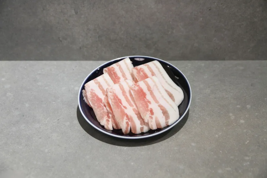 「多香味豚バラSサイズ」(319円)