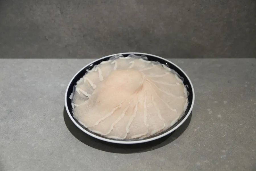 「大山鶏胸肉Mサイズ」(759円)