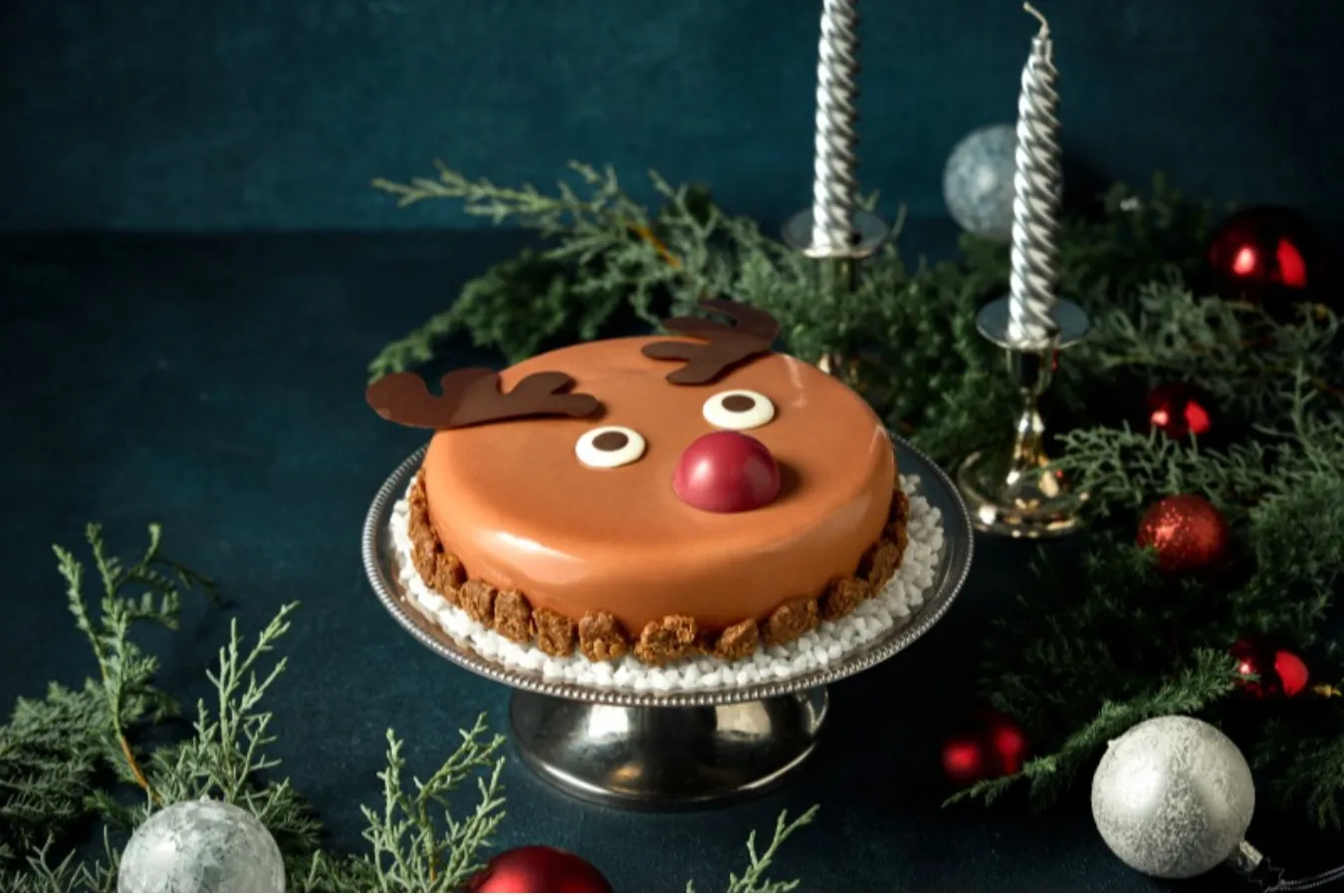 トナカイ”モチーフのケーキも！「ザ・リッツ・カールトン東京