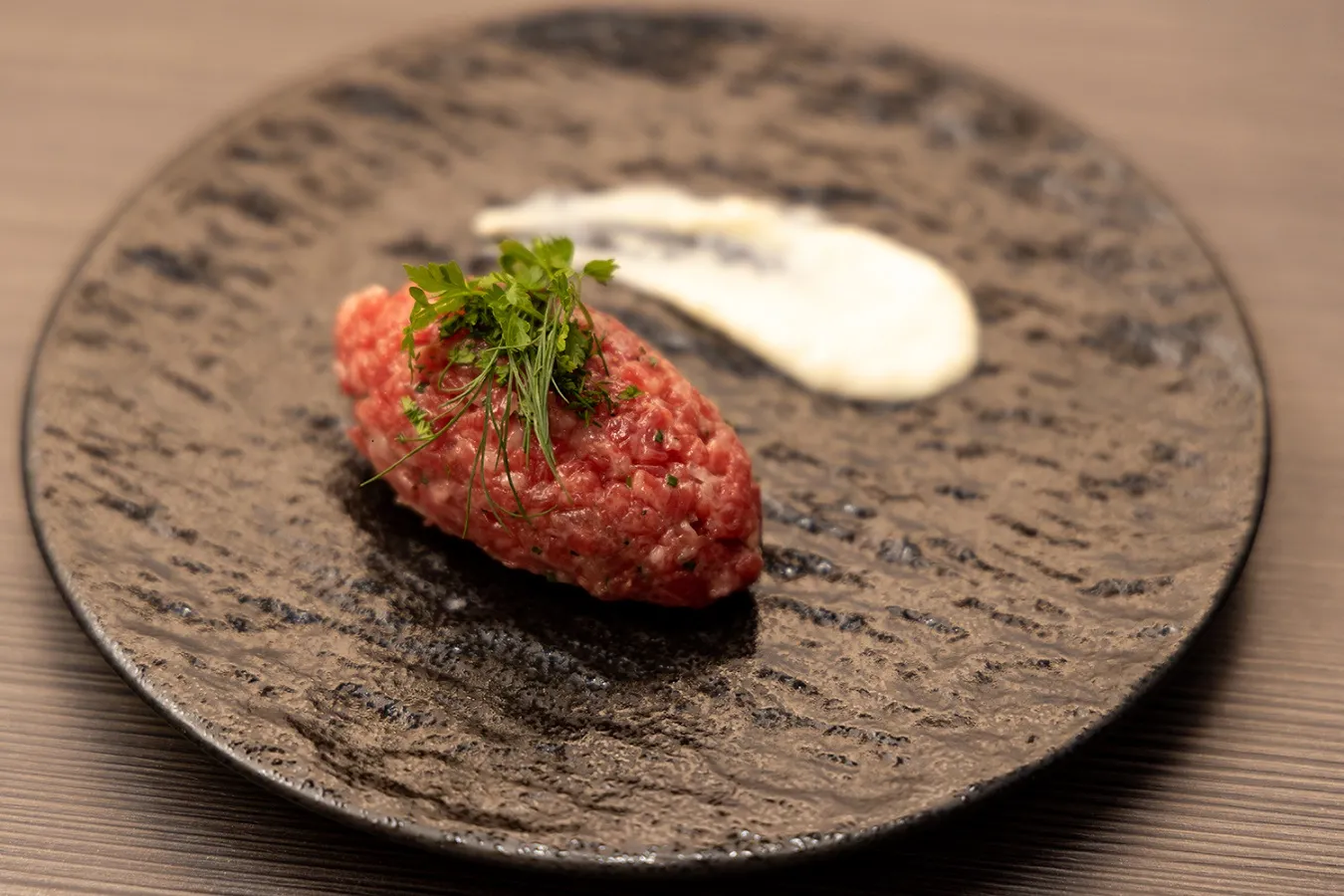 【新宿】プロジェクションマッピングが楽しめる「東京焼肉 黒木」オープン_528412