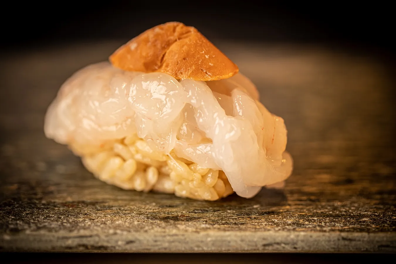 【町田】“武相鮨”が堪能できる江戸前鮨店「鮨やざわ」オープン