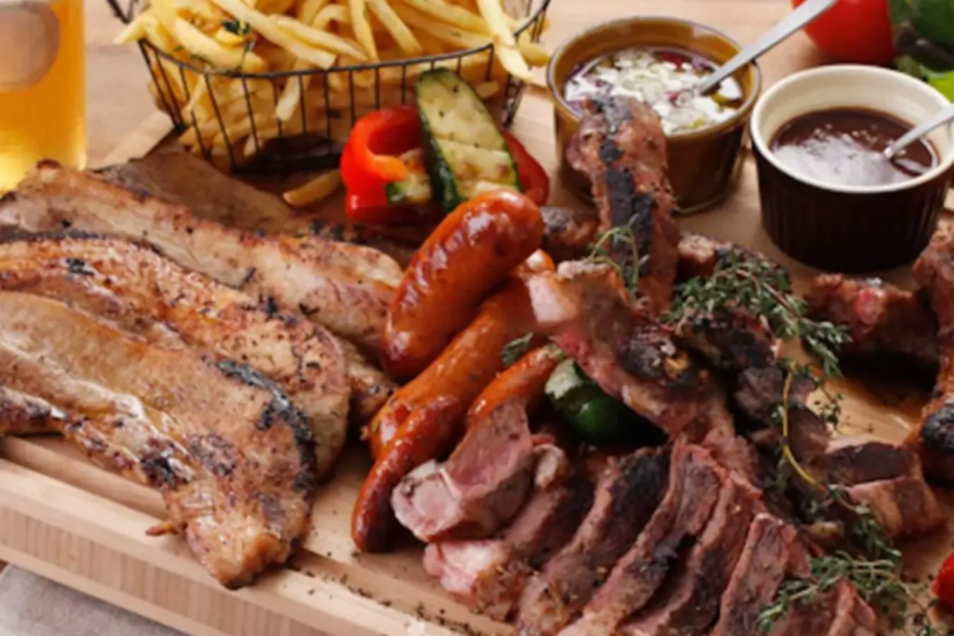 肉、野菜、人気おつまみが食べ放題!「昼から飲める屋上BBQビアガーデン KING BBQ 新宿店」_2593768