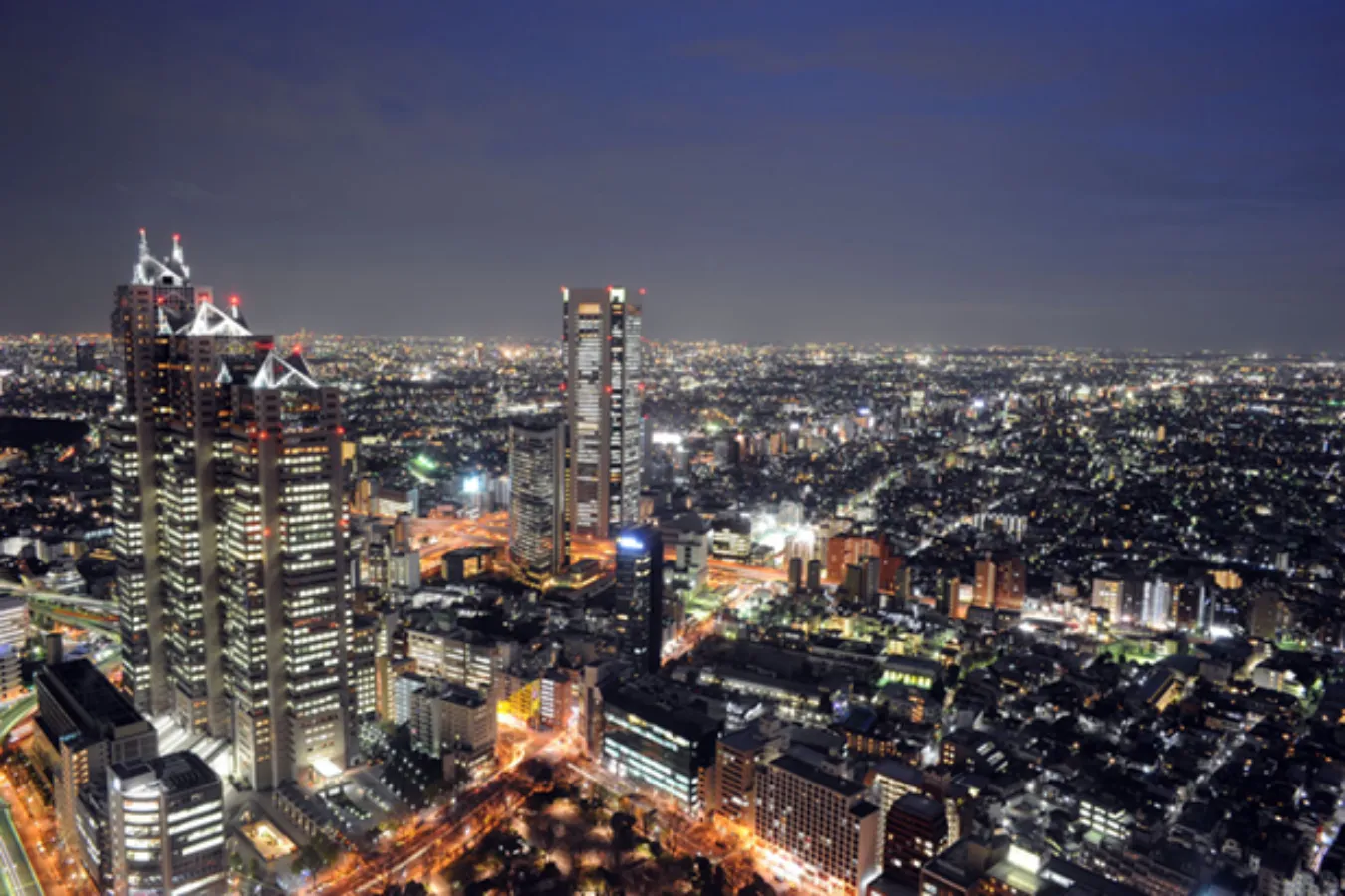 【新宿デート】夜景プロが選ぶ！無料で楽しむ夜景スポット5選_3125987