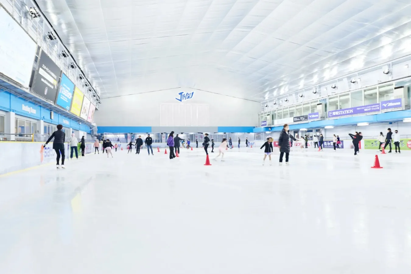 東京のスケートリンク4選！冬季限定から常設リンクまで【2026】_3258846