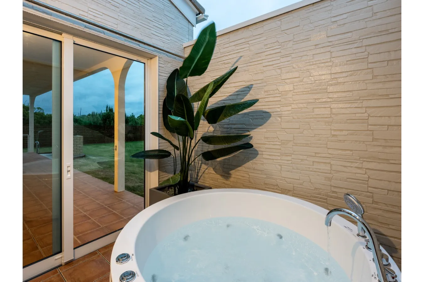 愛犬と泊まる豪華貸別荘！千葉県九十九里に「アソヴィレッジ」誕生_487877