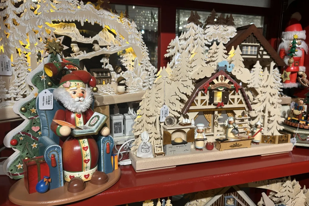 ▲温かみのある木製オブジェ