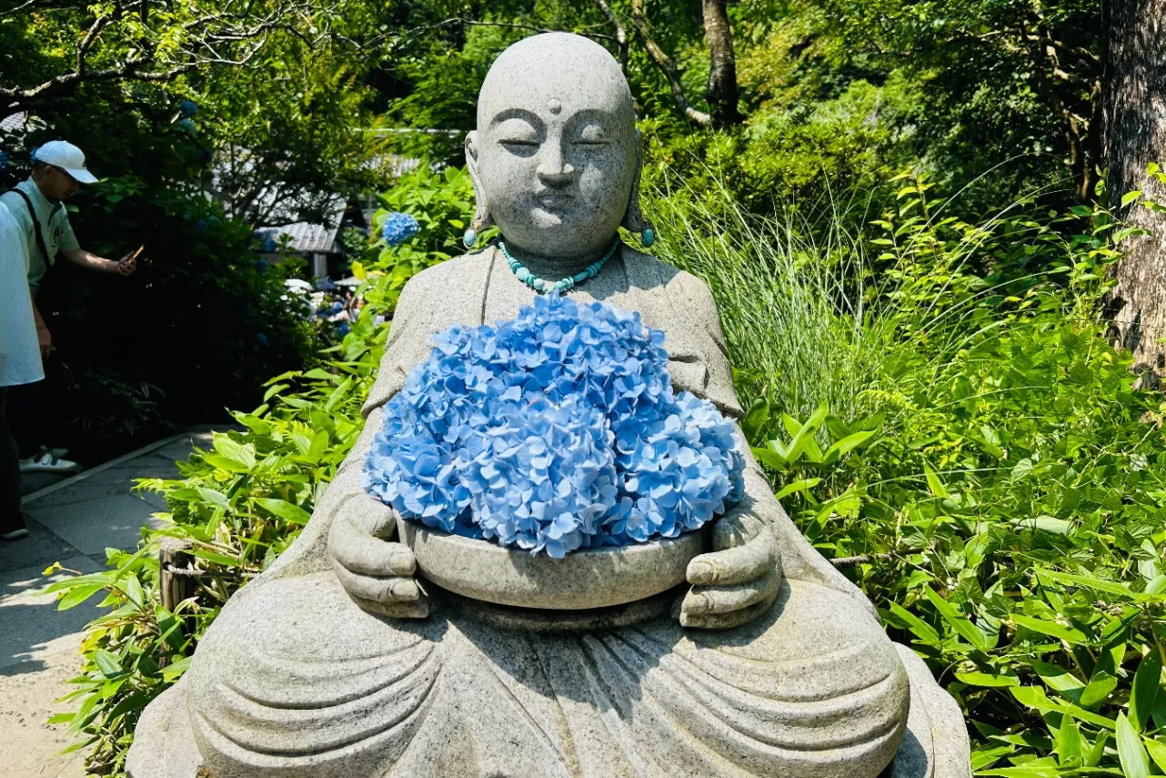 ▲花想い地蔵
