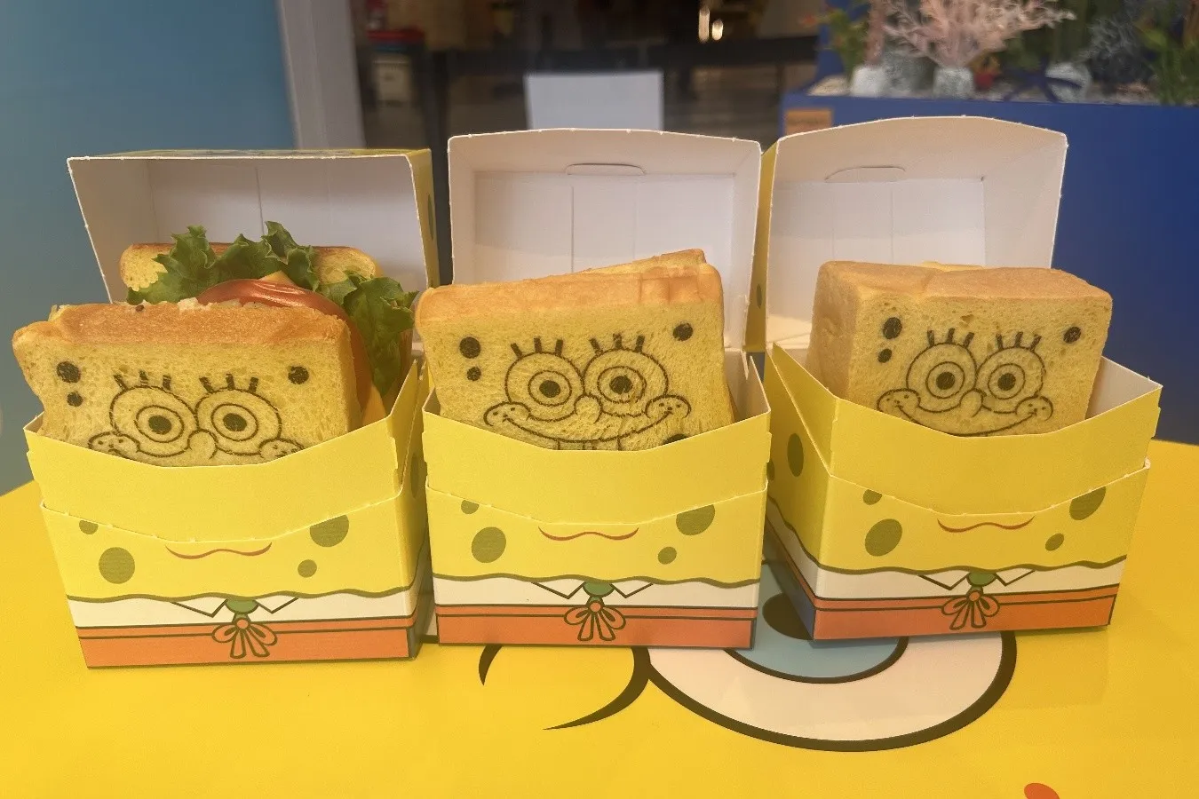 『スポンジ・ボブ』モチーフのカフェが渋谷MIYASHITA PARKに！キャラ型サンドイッチを実食_2377270