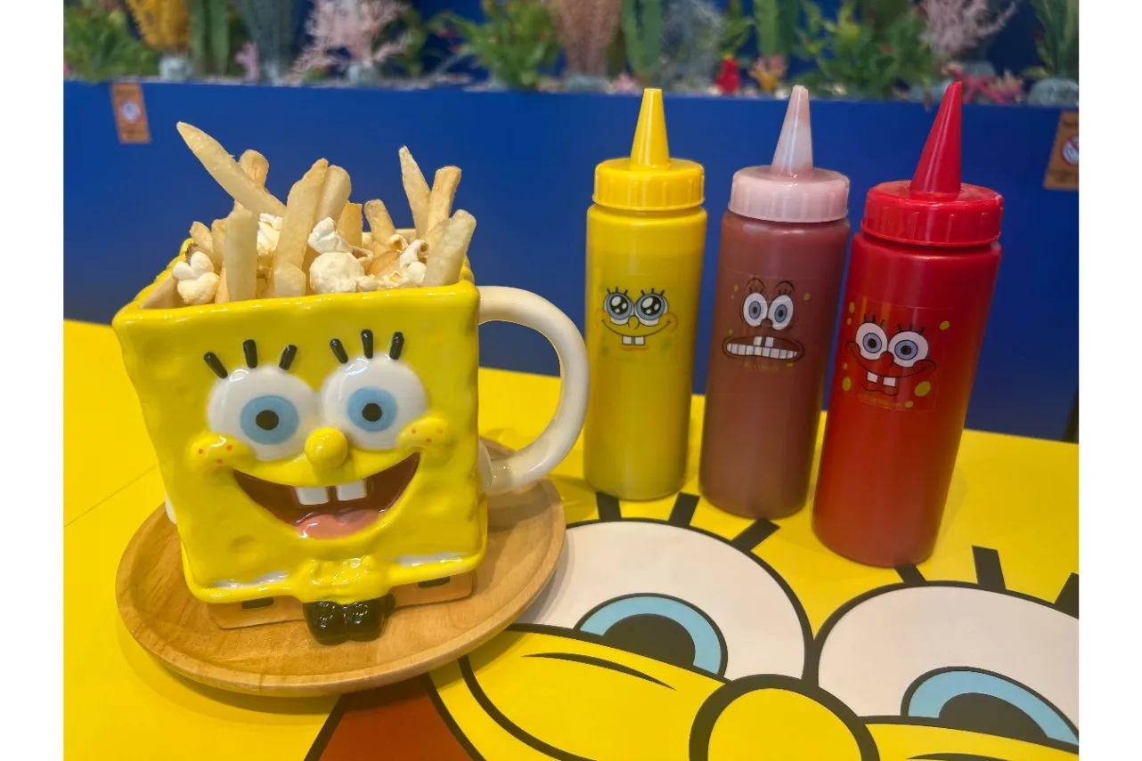 ▲「ハッピーハッピー♪どっかーん！ポテトフライ 3種の特製のソースと共に」※編集部撮影