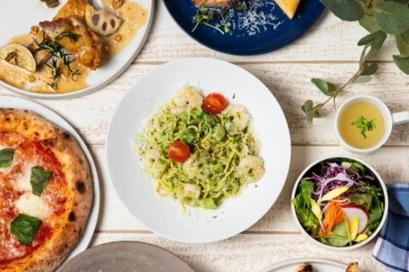 全100種類のメニューが楽しめる！グルメリゾートレストラン「ラピス」横浜にオープン