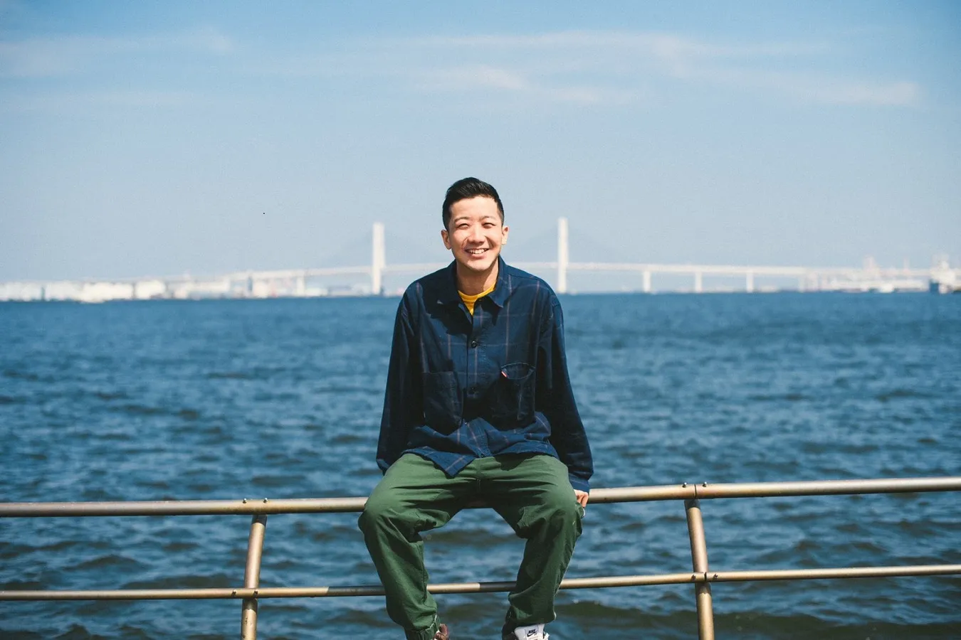 ▲公式アンバサダーに就任した「瑛人」。イベントパンフレットには、瑛人が感じる横浜という街の魅力、想い、今後の展望について語ったインタビューを掲載