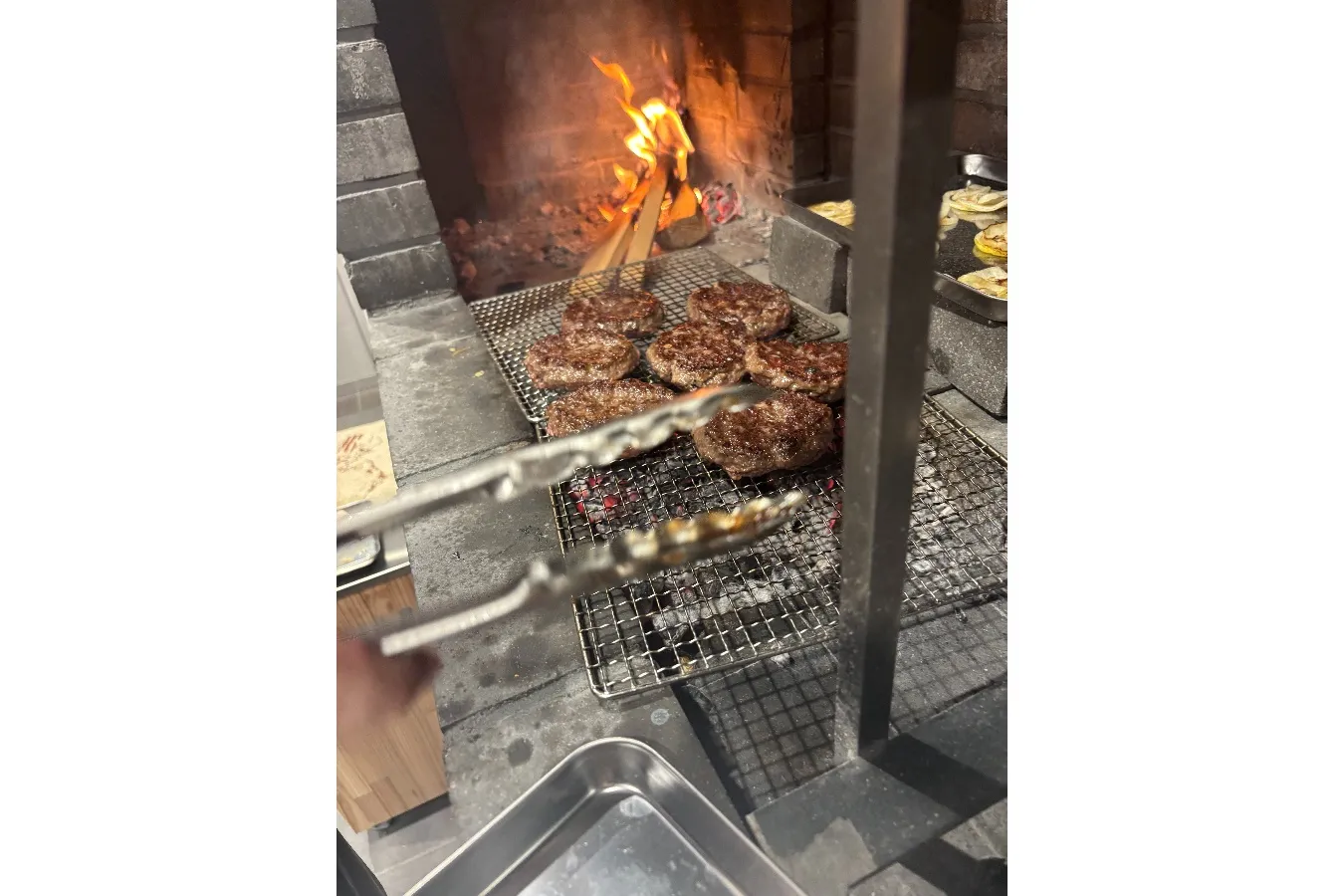 薪火ハンバーガーレストラン「なぎさのハンバーガー」鎌倉由比ガ浜通りにオープン！_2104426