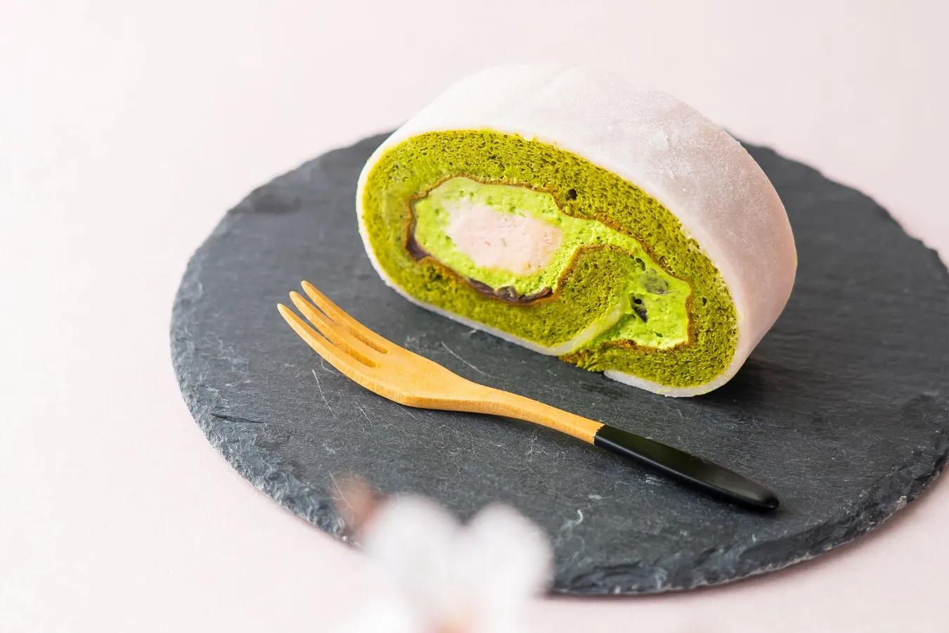 ▲「桜の抹茶ロールケーキ」
