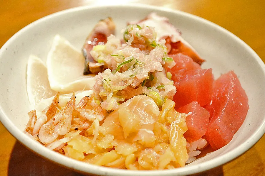 【上野】刺身もフライも食べ放題！沼津港海将の海鮮ランチ