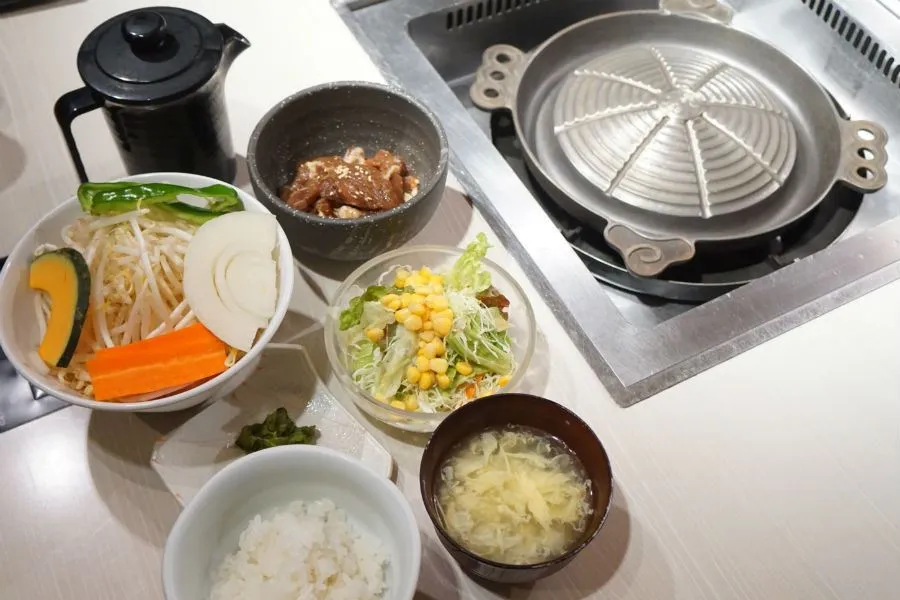 1,100円で食べ放題！「松尾ジンギスカン 銀座店」ランチレポ