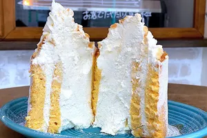 “超巨大ロールケーキ”が食べられる！渋谷「松涛カフェ」レポ