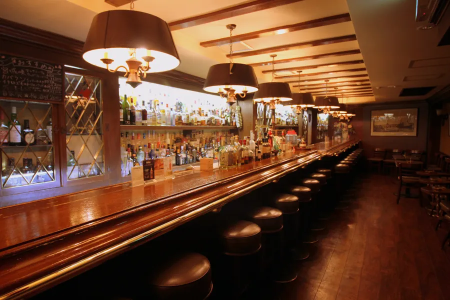 今日はお父さんとサシ飲み！父の日に行きたい、都内のオススメBar5選