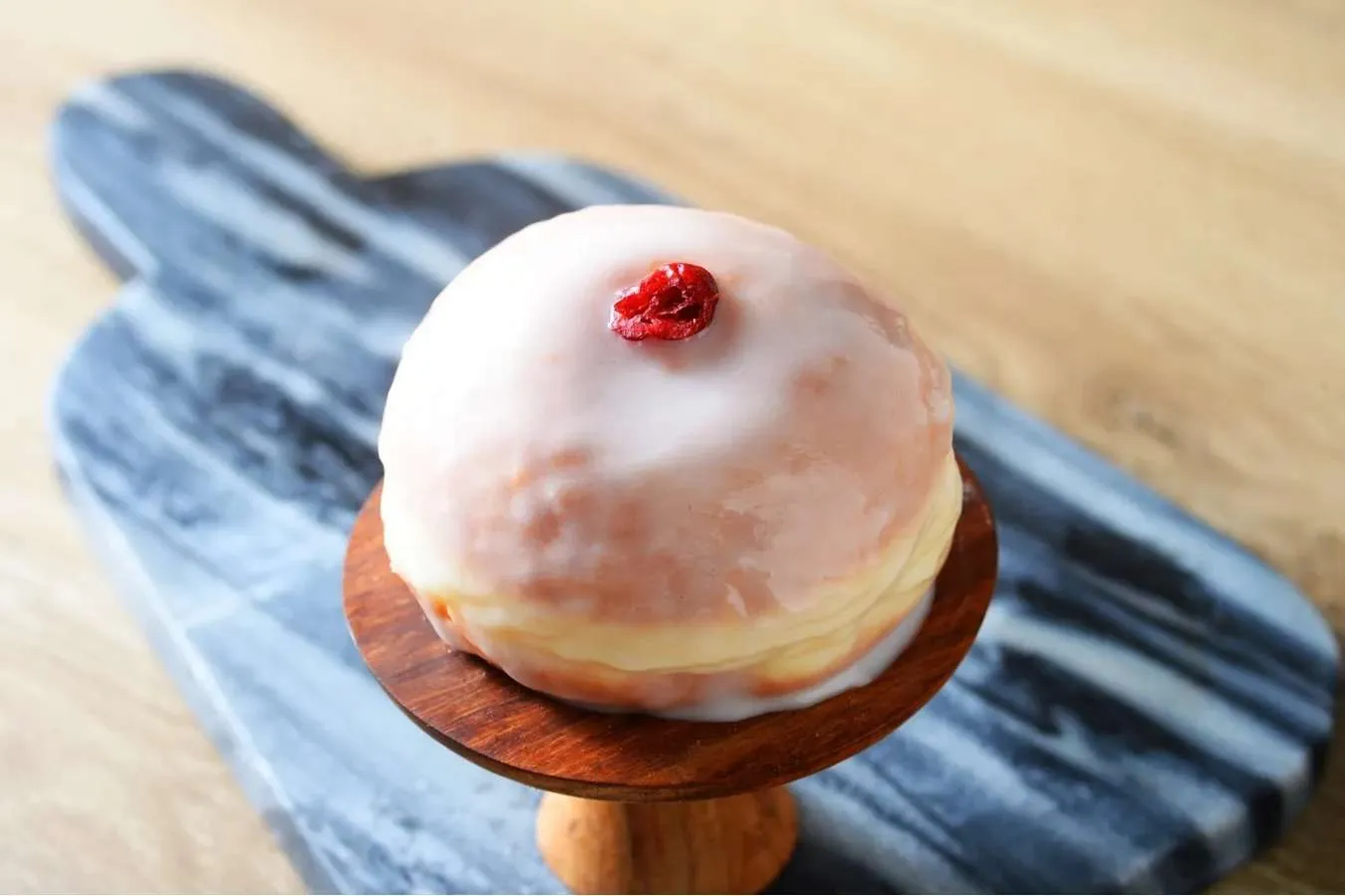 札幌で連日行列の生ドーナツ専門店「ミルクドドレイク」天王洲アイルに