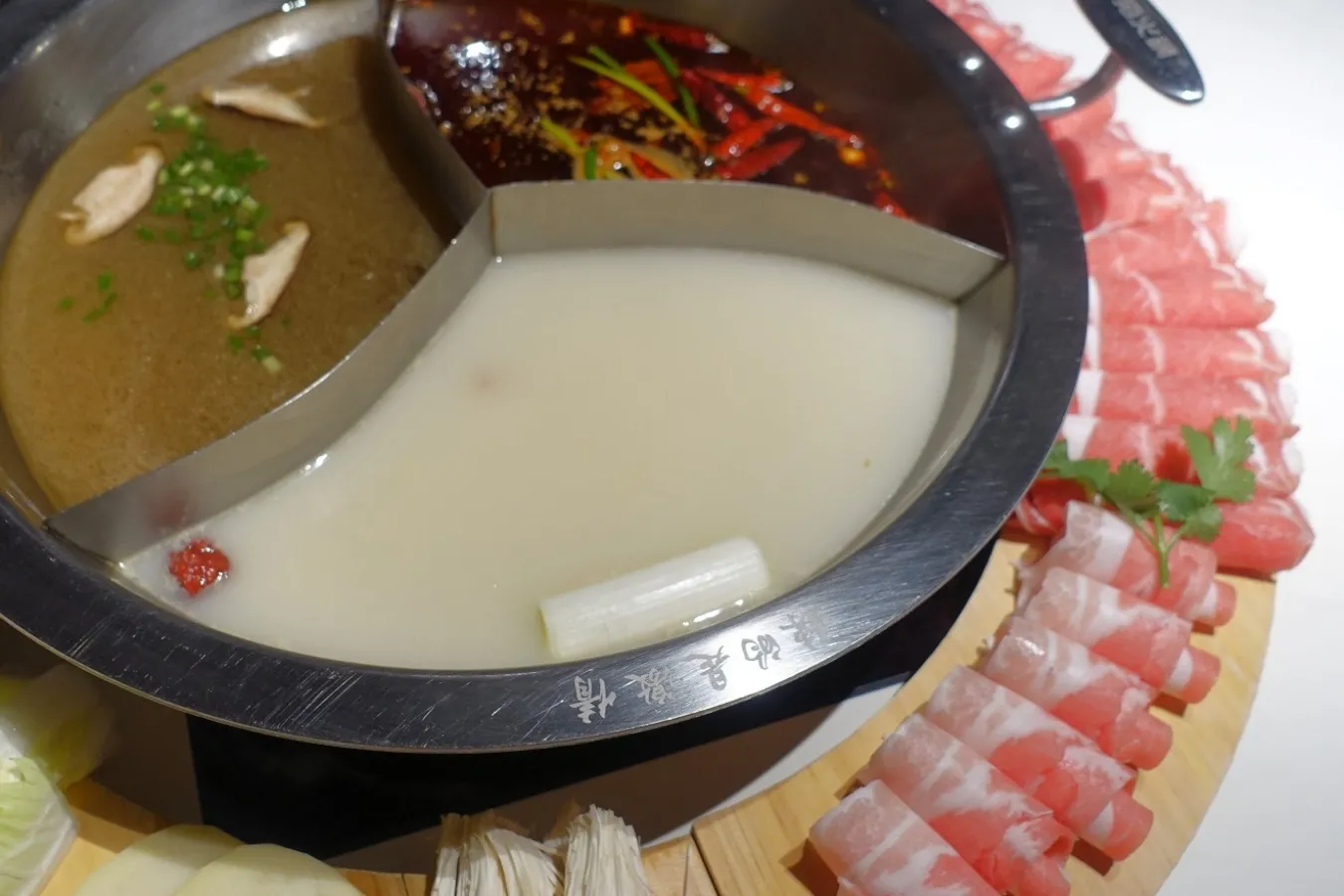 【偏愛お鍋】ツウの3人が選ぶ「推し鍋」聖地24選_3136074