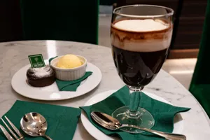 イタリア人に愛される濃厚チョコドリンク「ビチェリン」って？銀座のカフェでトリノ旅行気分