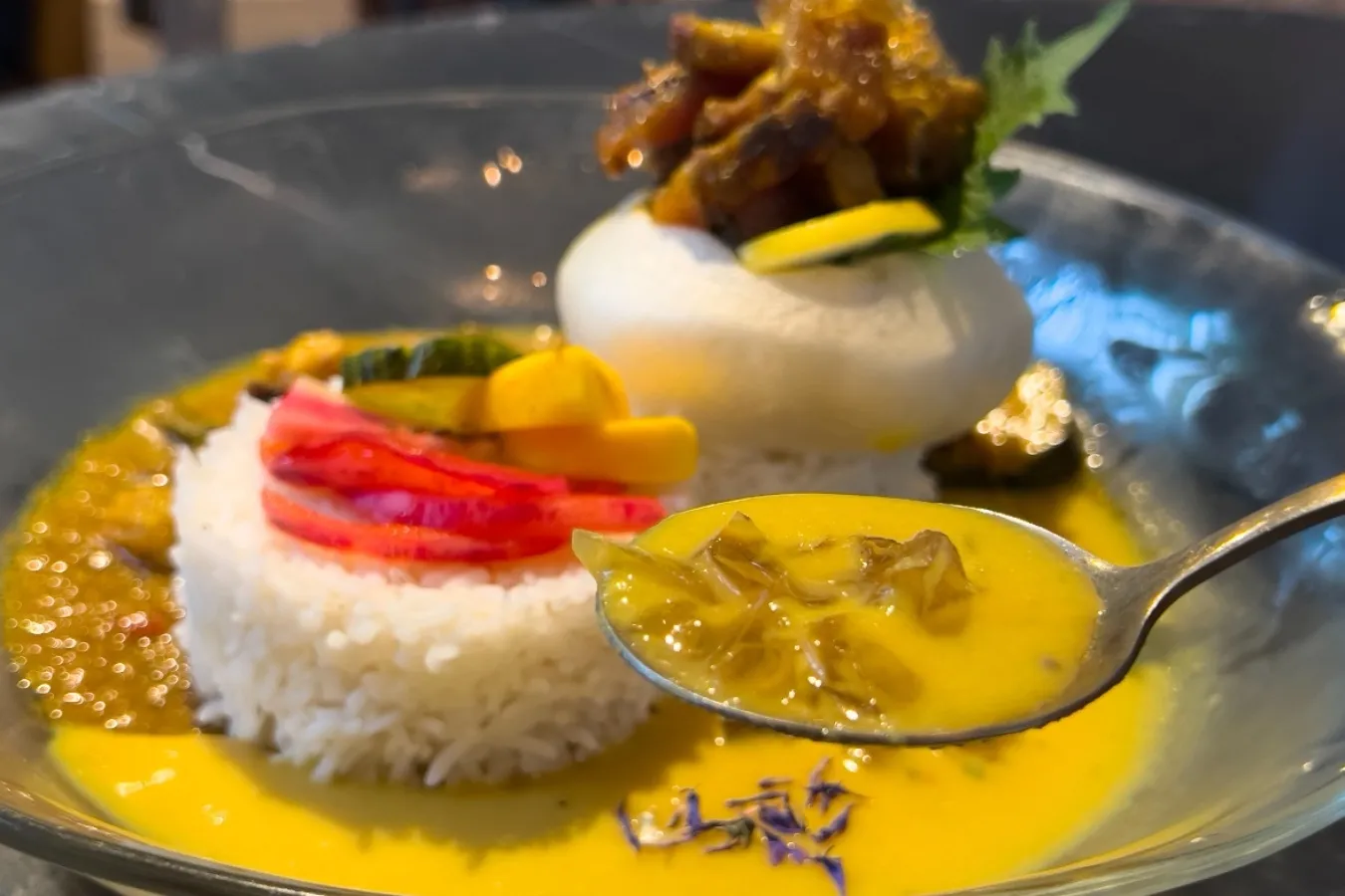 衝撃的すぎる「冷やしカレー」を見逃すな!今夏注目の代々木八幡「ヴァジ スパイス」_1679704