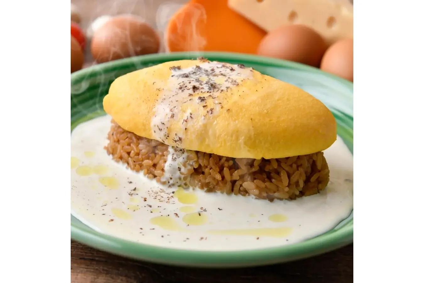 ▲「トリュフチーズソースのオムライス」