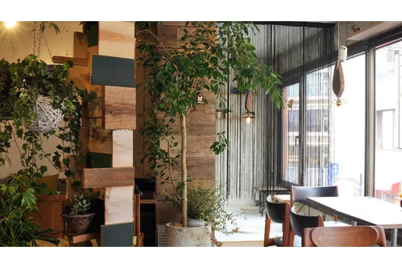 ▲お座敷スペース（右奥）