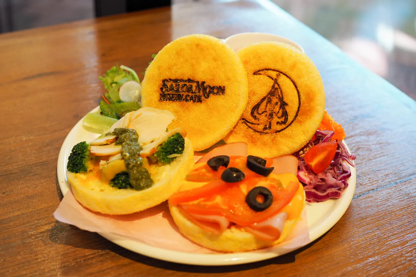 ▲「チーズメルトマフィン」（1,850円）
@Naoko Takeuchi