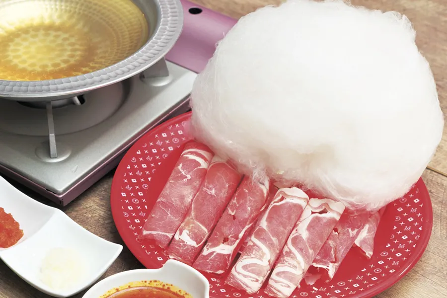 ラム肉にふわふわ綿あめのしゃぶしゃぶ！？一度行きたいムービージェニックなグルメスポット4選