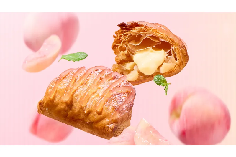 焼きたてカスタードアップルパイ専門店「RINGO」“桃たっぷり”の夏限定パイが登場！