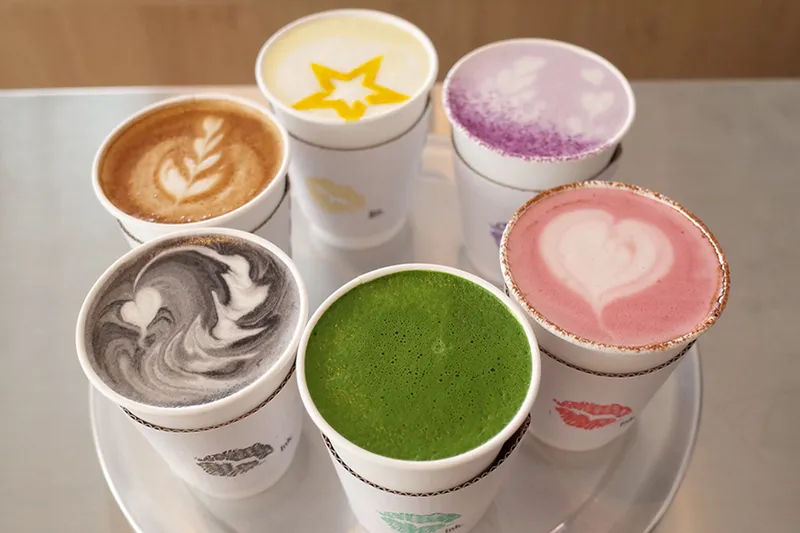 【どんな味？】6色のカラフルな「インクラテ」が超インスタ映え！話題の代官山カフェに潜入