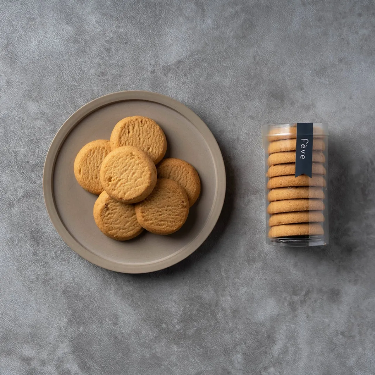 ▲fève商品一例（Nutsサブレ マカダミアバニラ）